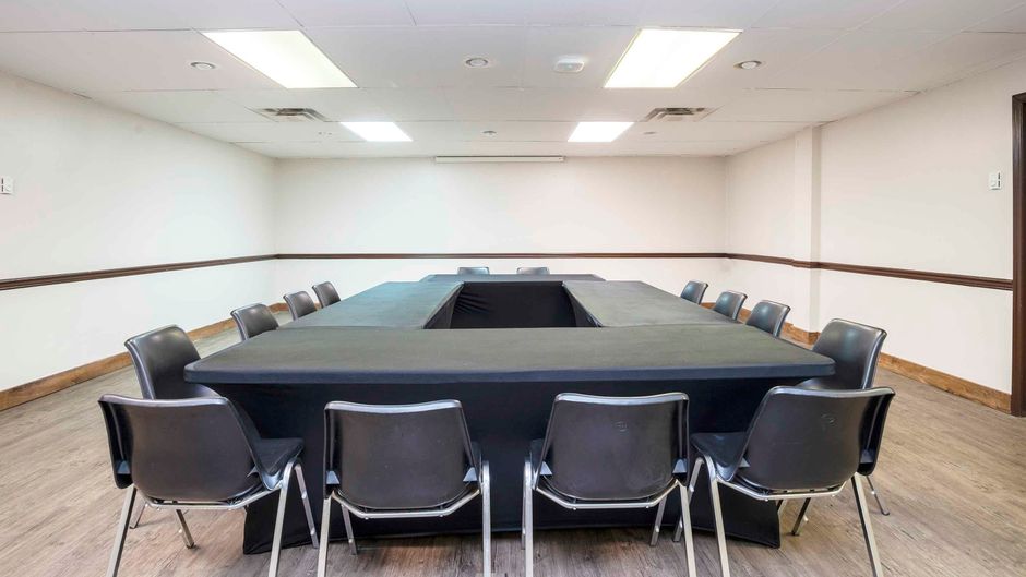 Sandman Inn Terrace Meeting