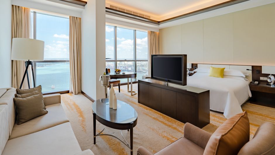 Johari Rotana Suite