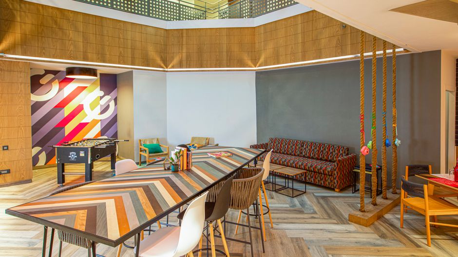 Ginger Pune Wakad Lobby