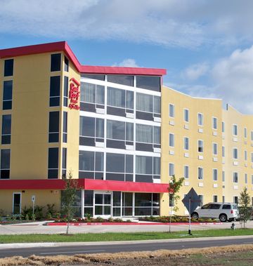 Red Roof Inn & Suites Beaumont