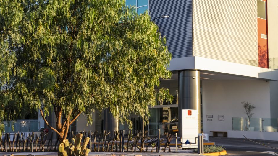 Fiesta Inn Celaya Galerias Exterior