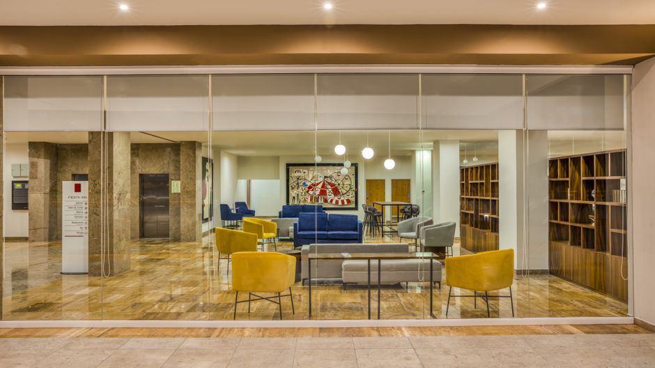 Fiesta Inn Periferico Poniente Lobby