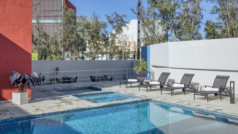 Fiesta Inn Periferico Poniente Pool
