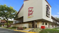 Red Roof PLUS+ Baltimore - BWI South