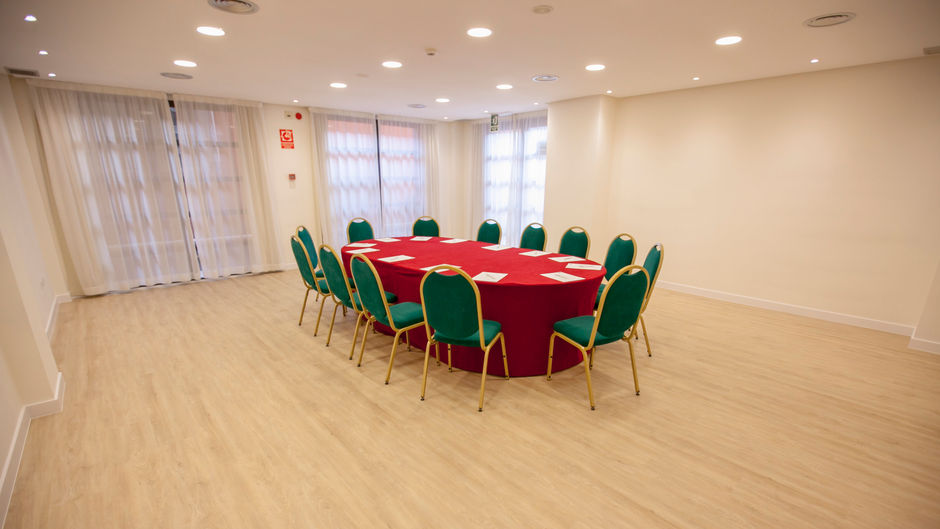Holiday Inn Express-Ciudad las Ciencias Meeting