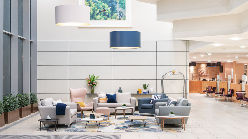 voco Reading Lobby