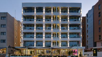 The Ciao Stelio Deluxe Hotel