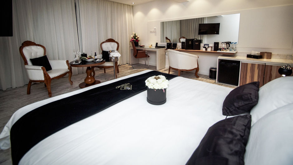The Ciao Stelio Deluxe Hotel Suite