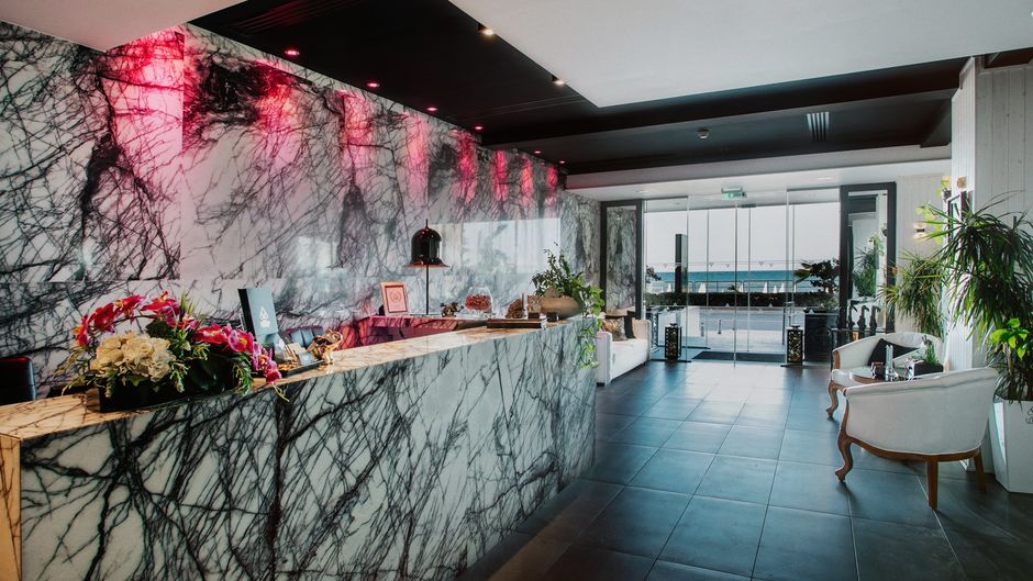 The Ciao Stelio Deluxe Hotel Lobby