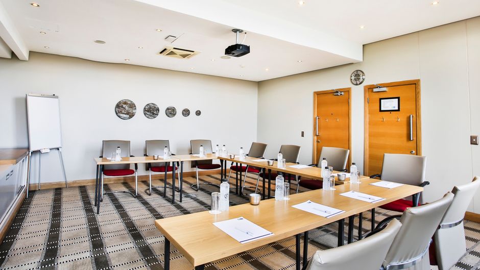 Holiday Inn Express Sandton-Woodmead Meeting