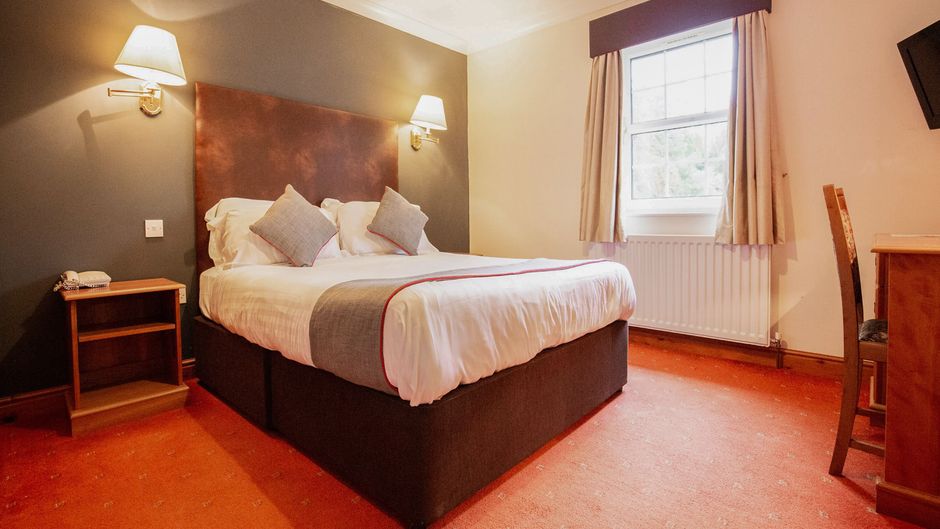 The Gables Hotel Room