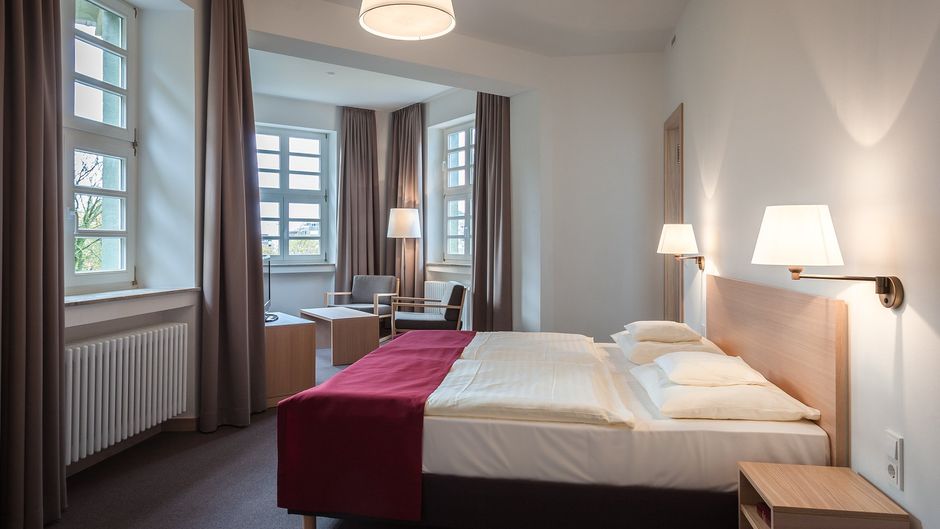 Kardinal Schulte Haus Room