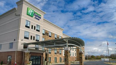 Holiday Inn Express & Suites Sidney