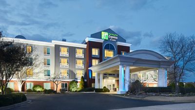 Holiday Inn Express/Suites I-26 & US 29