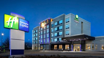 Holiday Inn Express Red Deer North