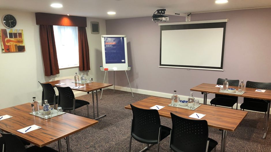 Holiday Inn Express Gatwick Meeting