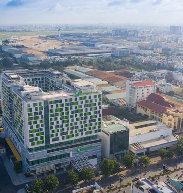 Holiday Inn & Suites Saigon Airport