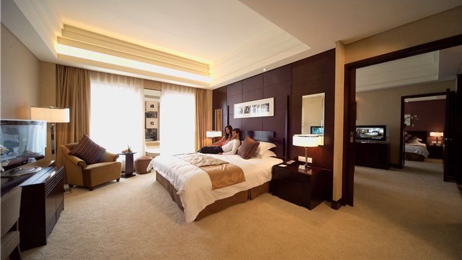 New Century Grand Hotel Hangzhou Room