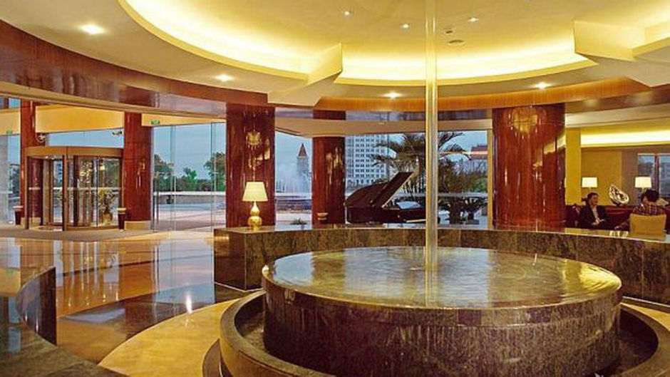 Songjiang New Century Grand Hotel Lobby