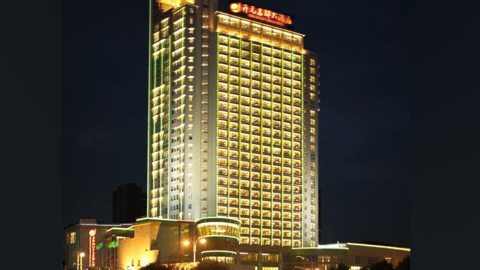 Songjiang New Century Grand Hotel Exterior