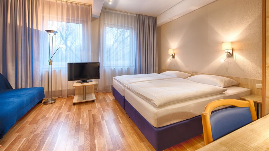Enjoy Hotel Berlin City Messe Room