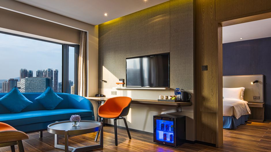 Holiday Inn Express Shenzhen Dongmen Suite