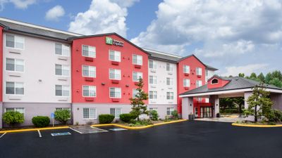 Holiday Inn Express & Stes Lincoln City