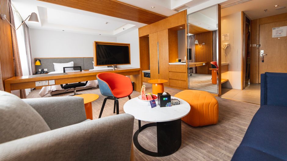 Holiday Inn Express Daocheng Yading Suite