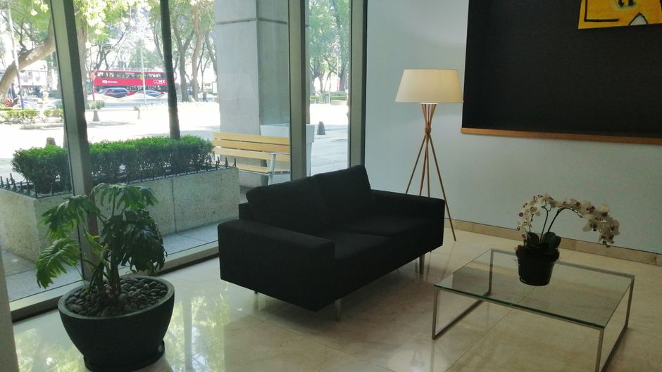 Holiday Inn Express Lobby
