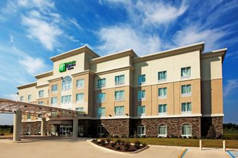 Holiday Inn Express & Suites Bossier cit