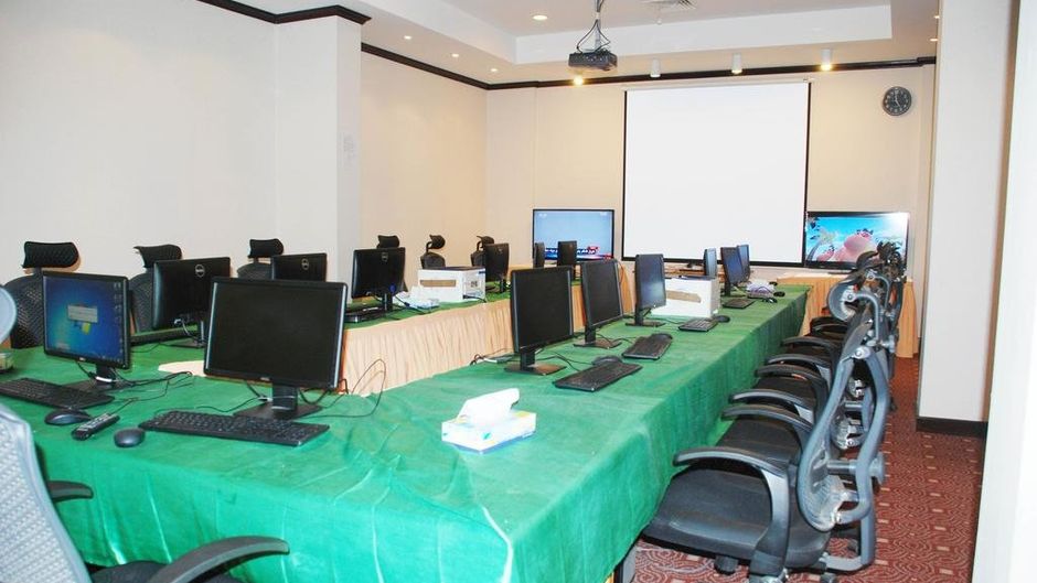 Al Rabea Hotel Meeting