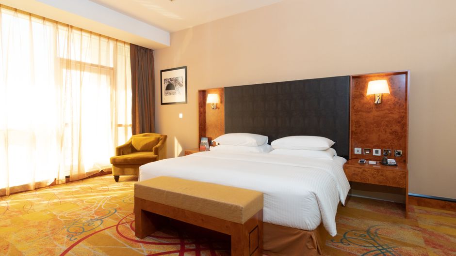 Millennium Airport Hotel Dubai Suite