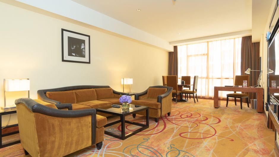 Millennium Airport Hotel Dubai Suite