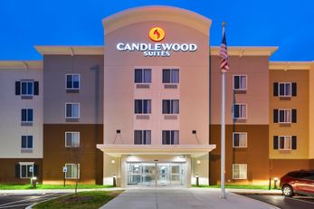 Candlewood Suites NE Downtown