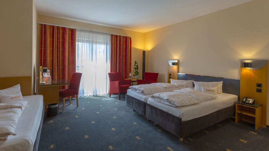 Hotel Theresientor Room