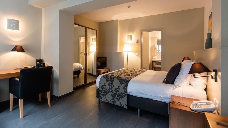 Hotel de Flandre Room
