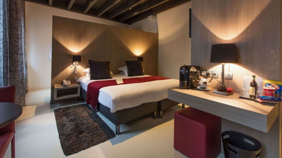 Hotel de Flandre Room
