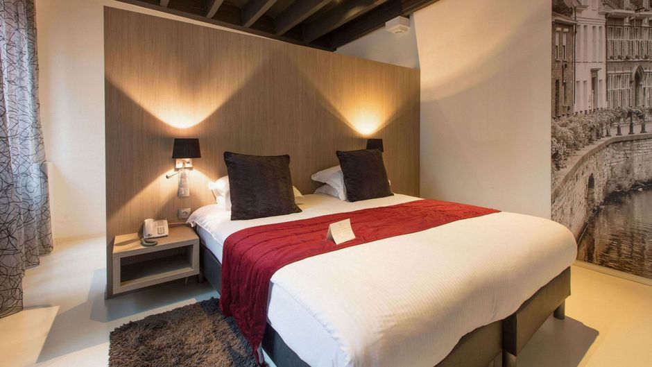Hotel de Flandre Room