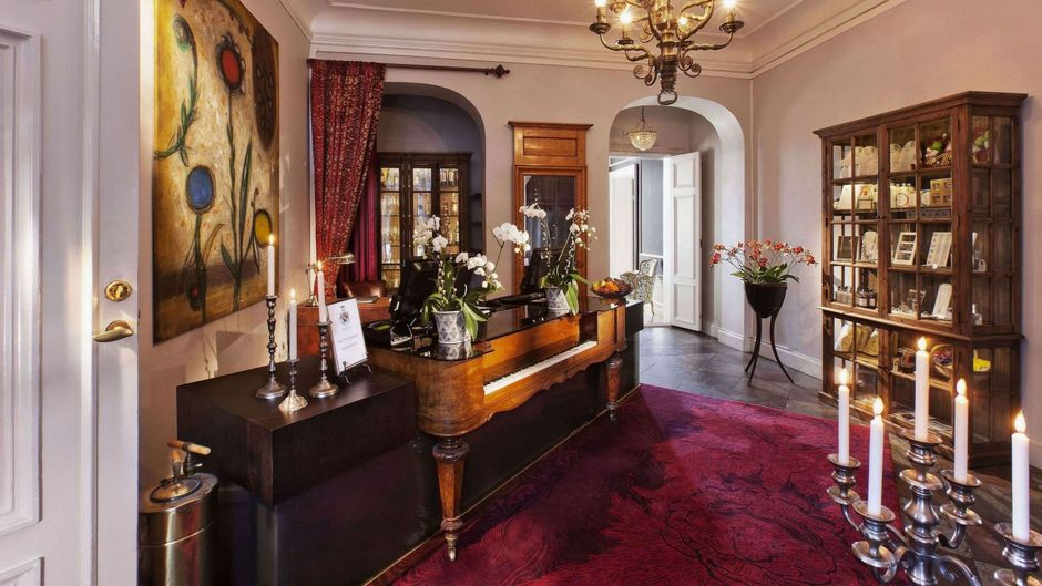 Hasselby Slott Lobby