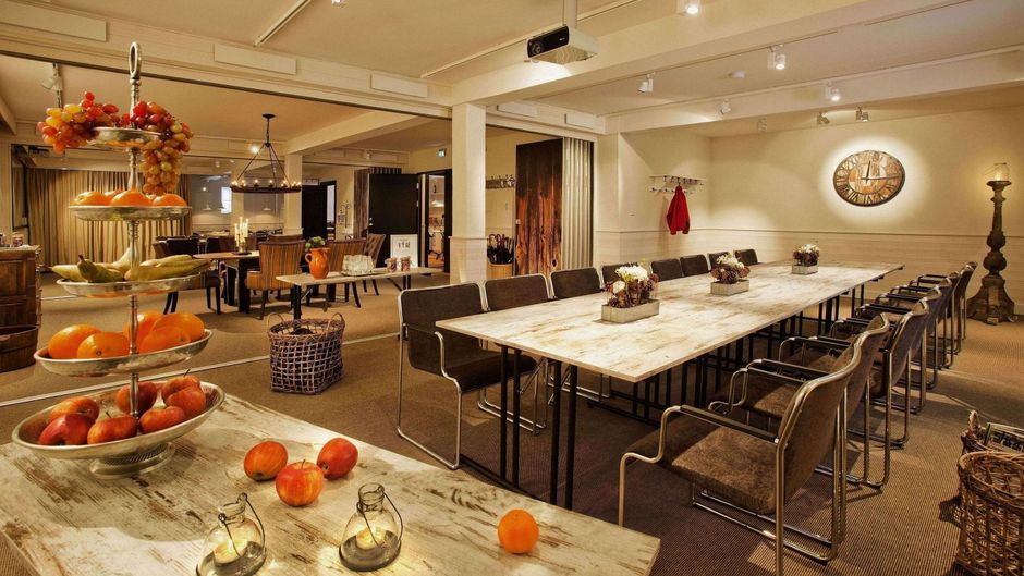 Hasselby Slott Meeting
