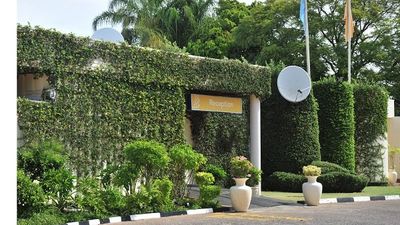 Cresta Bosele Hotel