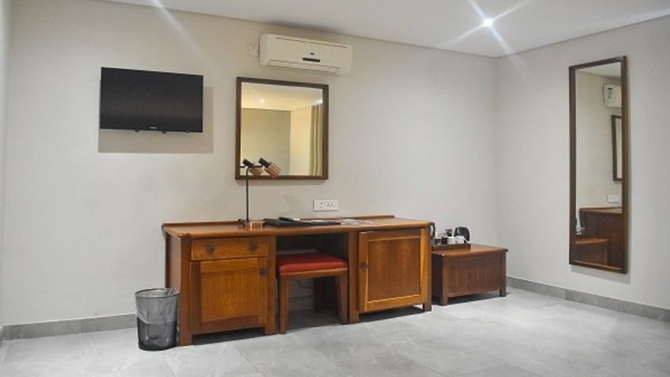 Cresta Jwaneng Hotel Room