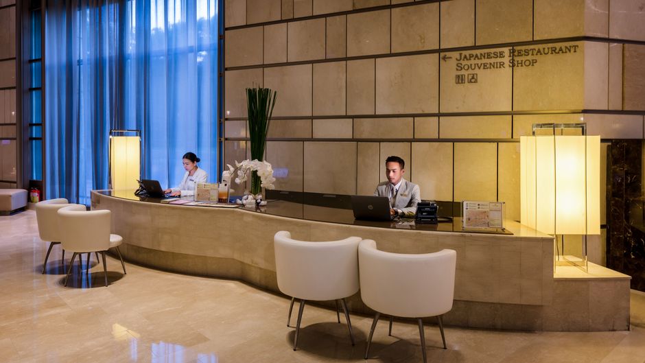 Hotel Nikko Saigon Lobby