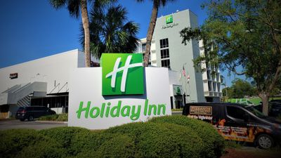 Holiday Inn University Center