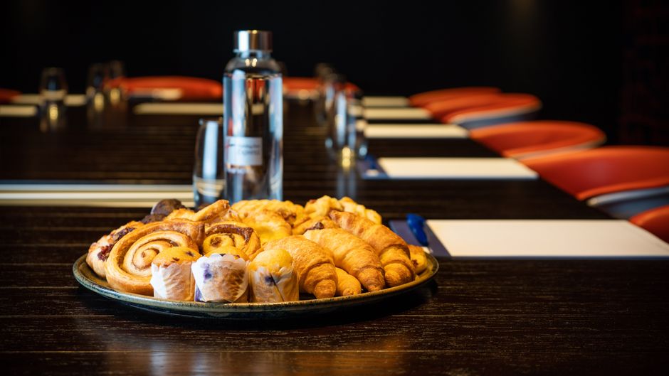 Holiday Inn Express & Suites Queenstown Meeting