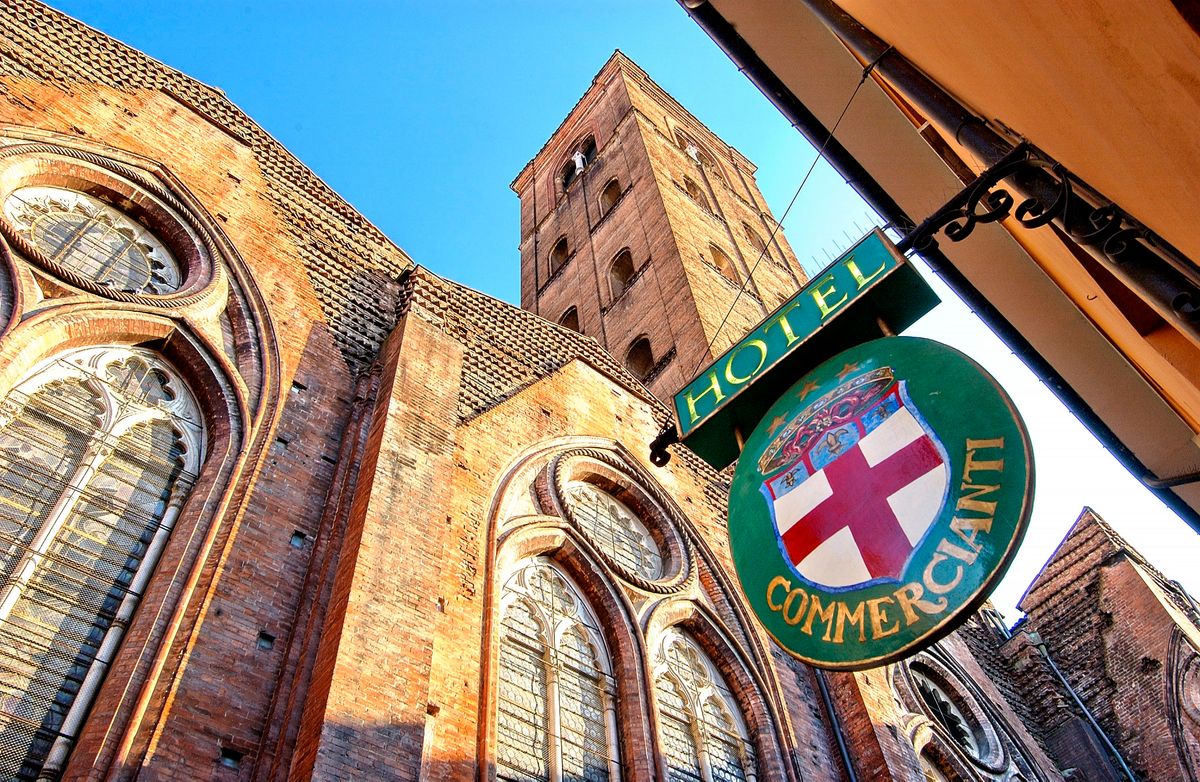 Bologna’s Bounty: A Guide to the City’s Most Luxurious and Historic Hotels