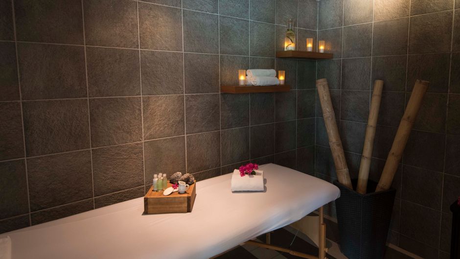 Holiday Inn Santiago Airport Spa