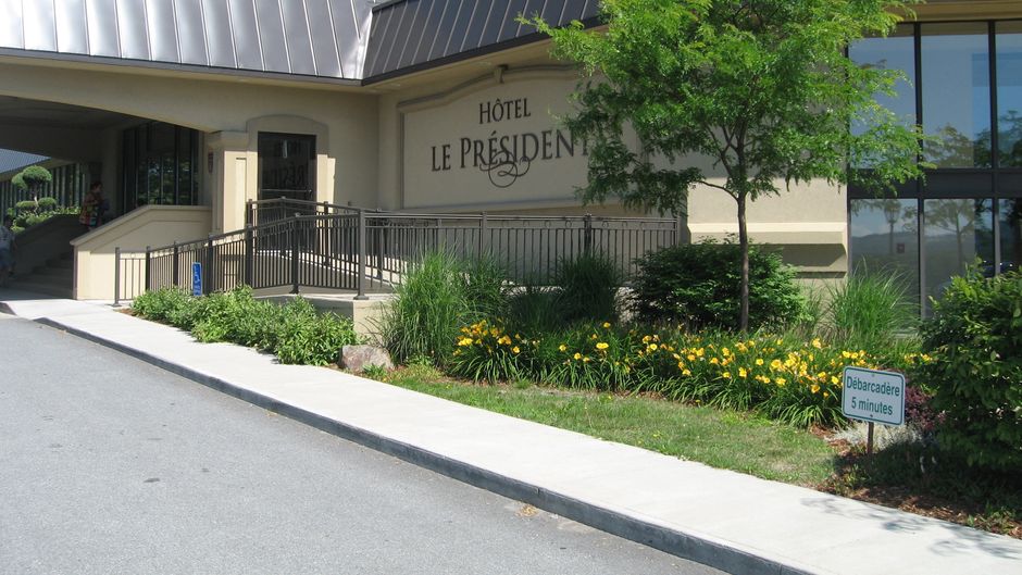 Hotel le President Exterior