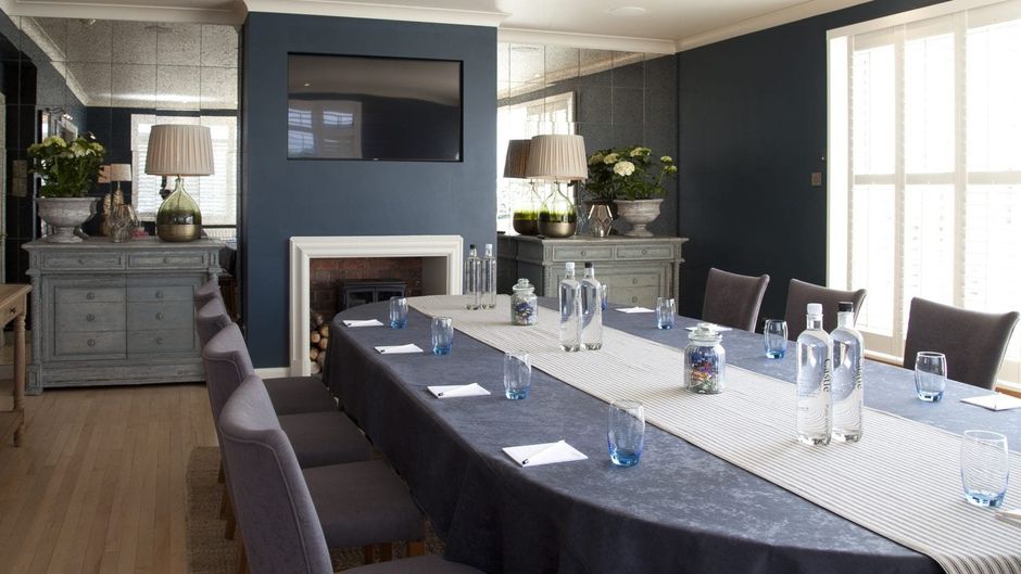 Castle Hotel Meeting