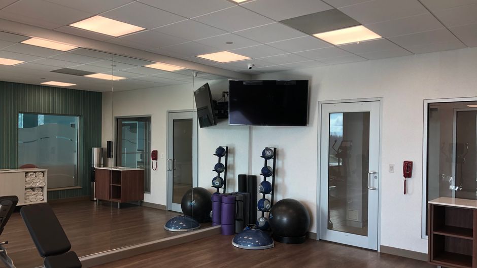 Holiday Inn Express & Suites Halifax Air Health Club